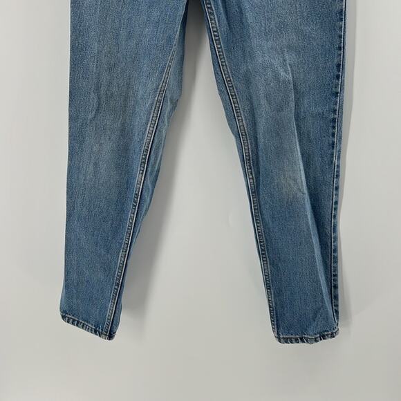 Levi's Women's Vintage 550 Relaxed FIt Tapered Leg Jeans - Light Wash - 4 - Picture 3 of 10